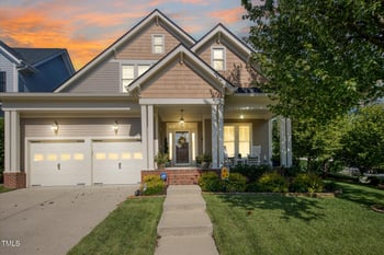 121 Bridgegate Dr, Cary, NC 27519