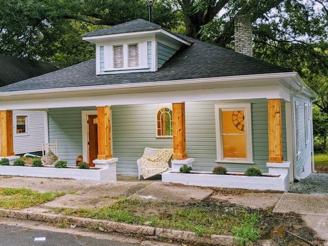 121 S Briggs Ave, Durham, NC 27703