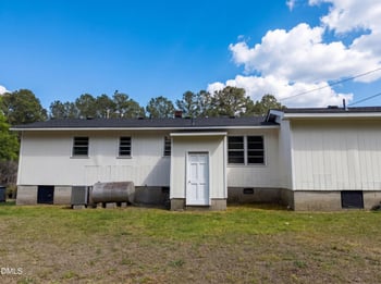 121 Bullock Dr, Louisburg, NC 27549