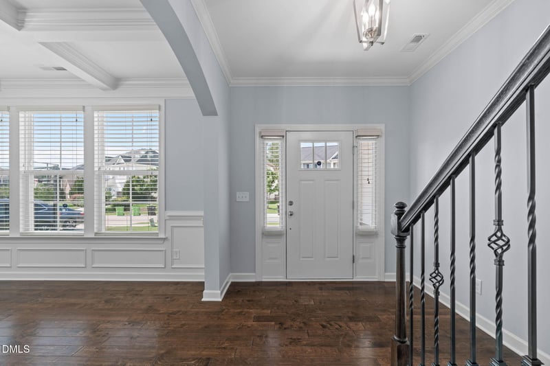 121 Cahors Trl, Holly Springs, NC 27540