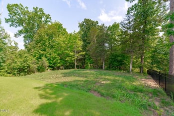 121 Cahors Trl, Holly Springs, NC 27540