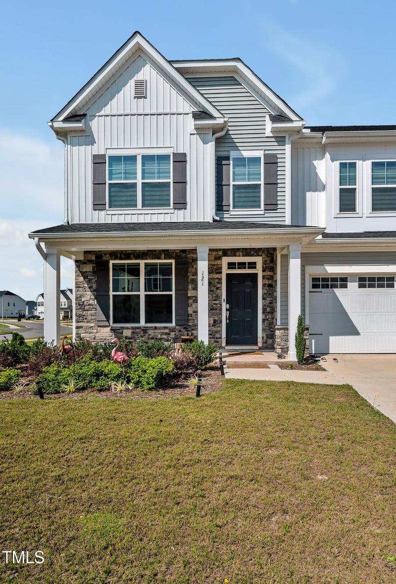 121 Canyon Gap Way, Raleigh, NC 27610