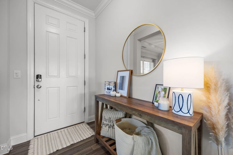 121 Cassada Ct, Holly Springs, NC 27540