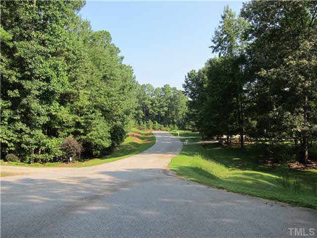121 Chickasaw Cir, Clayton, NC 27527