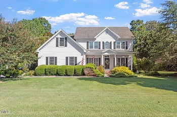 121 Christopher Dr, Clayton, NC 27520