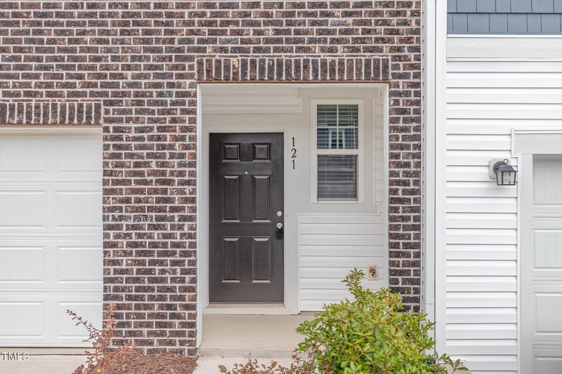 121 Chubb Rg, Clayton, NC 27520