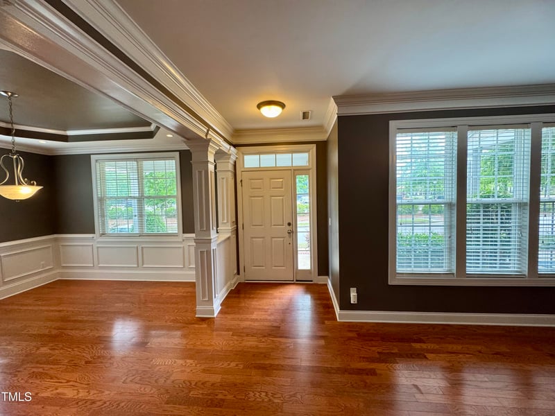 121 Coffee Bluff Ln, Holly Springs, NC 27540