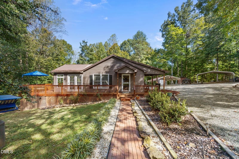 121 Cornwallis Ct, Mebane, NC 27302