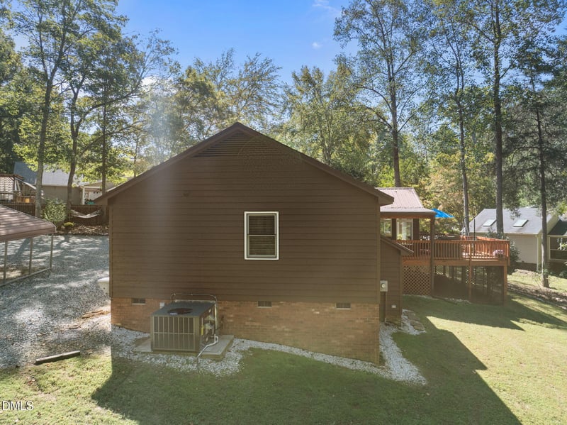 121 Cornwallis Ct, Mebane, NC 27302