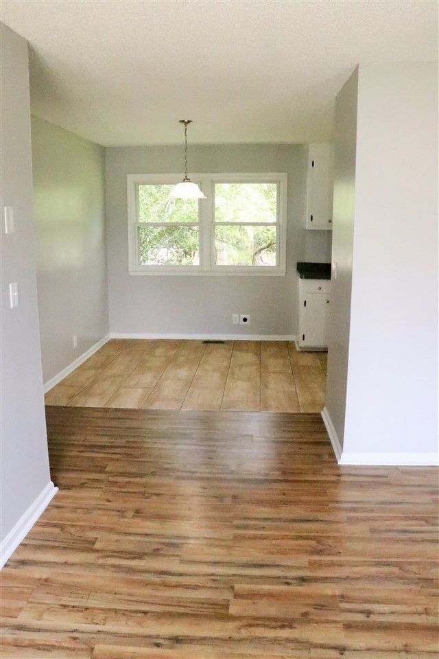 121 Crestview Dr, Angier, NC 27501