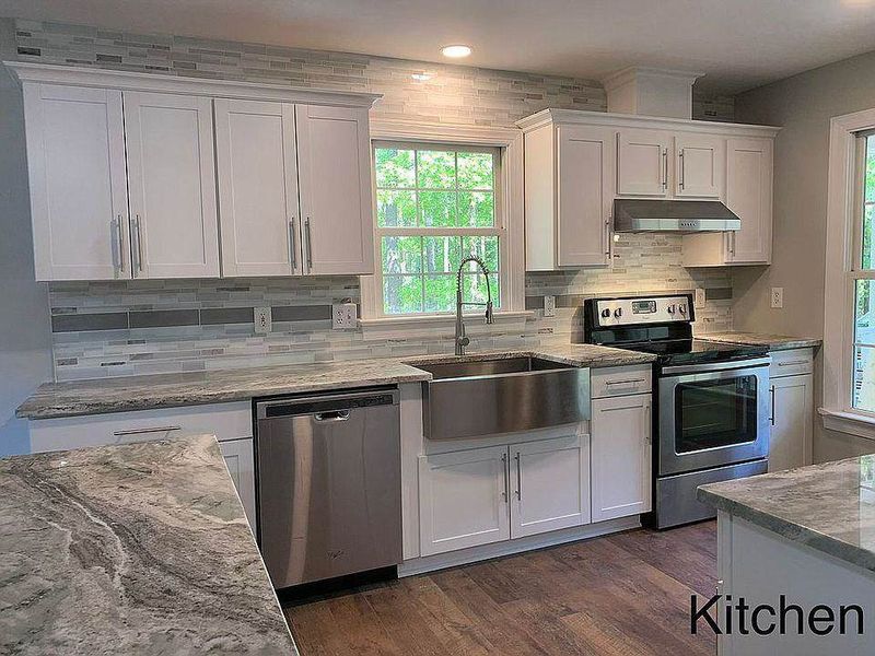 121 Deer Cross Dr, Louisburg, NC 27549