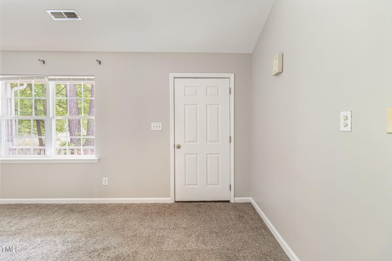 121 Evans St, Four Oaks, NC 27524