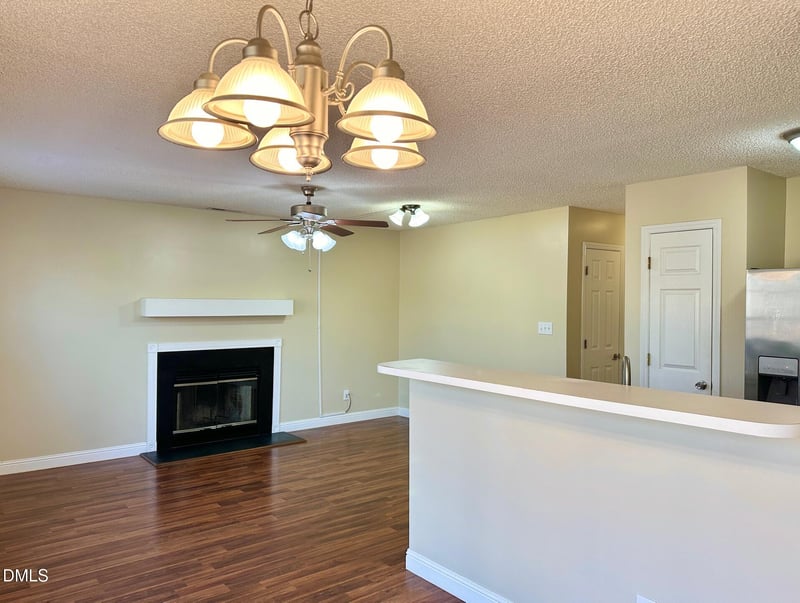 121 Evening Star Dr, Apex, NC 27502