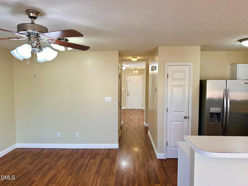 121 Evening Star Dr, Apex, NC 27502