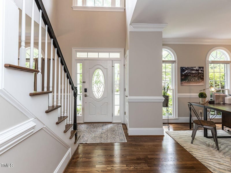 121 Flint Point Ln, Holly Springs, NC 27540