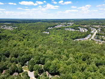 121 Flint Point Ln, Holly Springs, NC 27540
