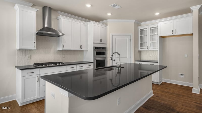121 Gilmer St, Fuquay Varina, NC 27526