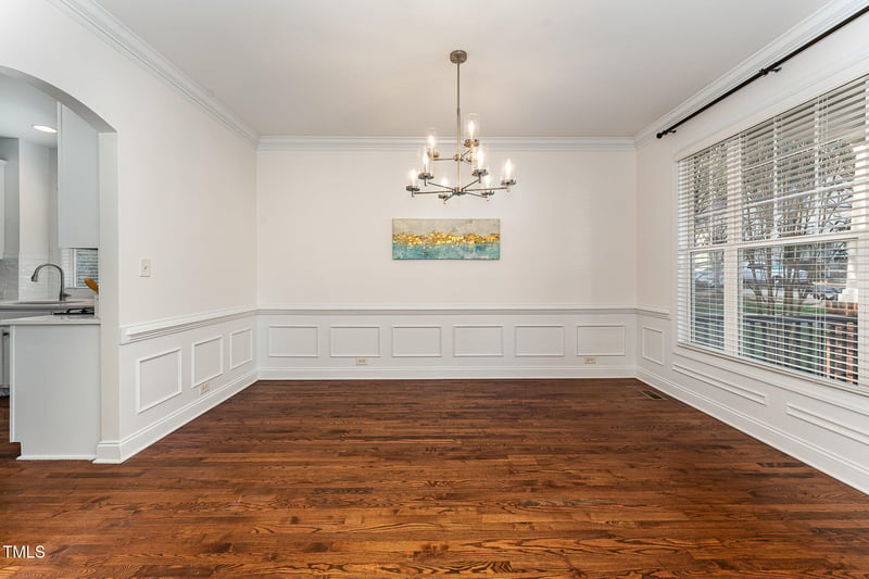 121 Hatchet Creek Ct, Morrisville, NC 27560