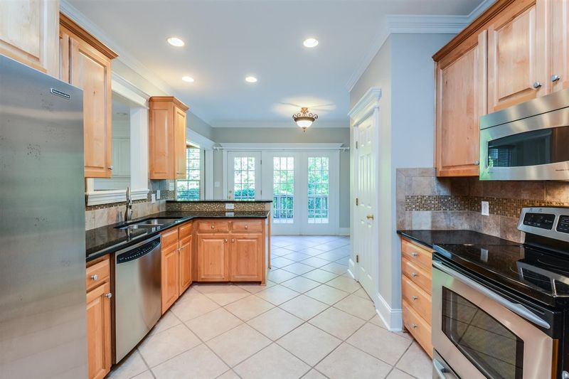 121 Helen Jean Ct, Clayton, NC 27527
