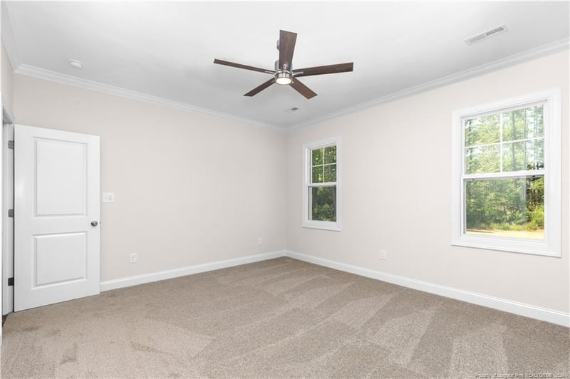 121 Hobby Rd, Holly Springs, NC 27540
