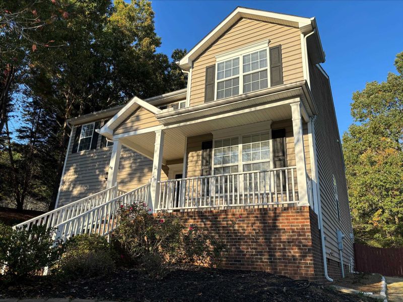 121 Hollow Ct, Garner, NC 27529