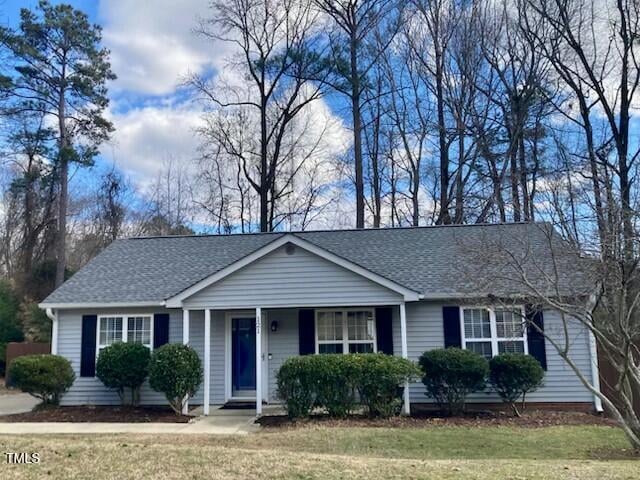 121 Holly Mountain Rd, Holly Springs, NC 27540