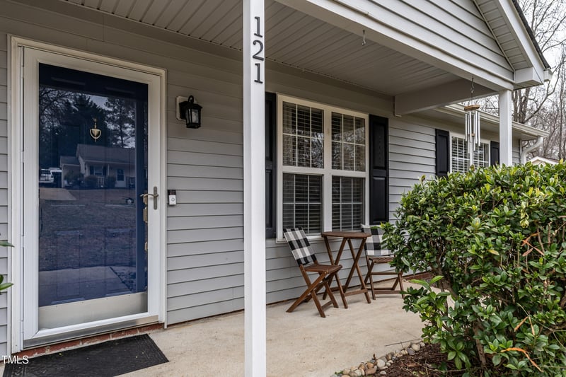 121 Holly Mountain Rd, Holly Springs, NC 27540