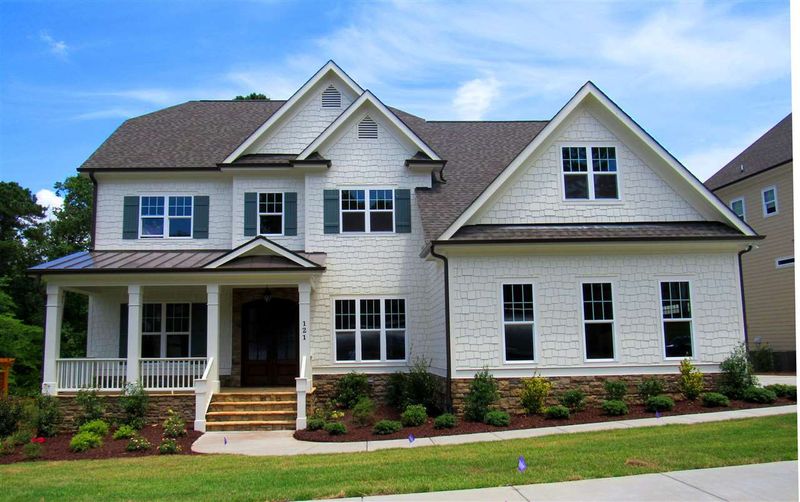 121 Honeyridge Ln, Holly Springs, NC 27540