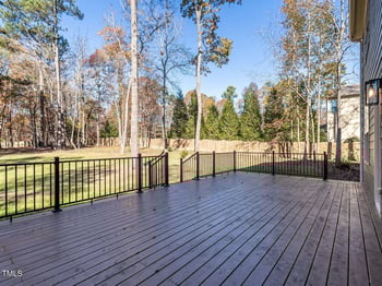 121 Inwood Forest Dr, Raleigh, NC 27603
