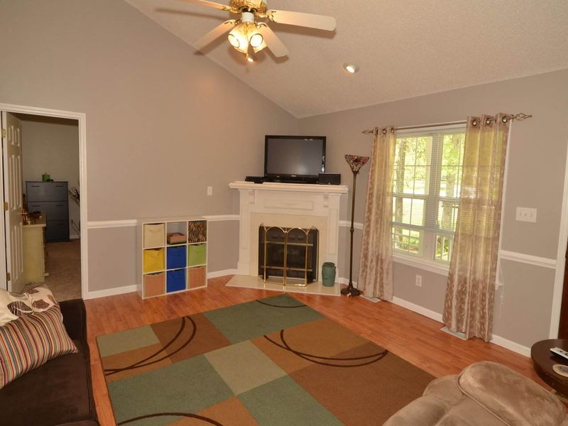121 Ironwood Ln, Clayton, NC 27520