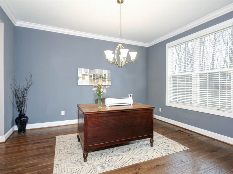 121 E Johnson St, Cary, NC 27513