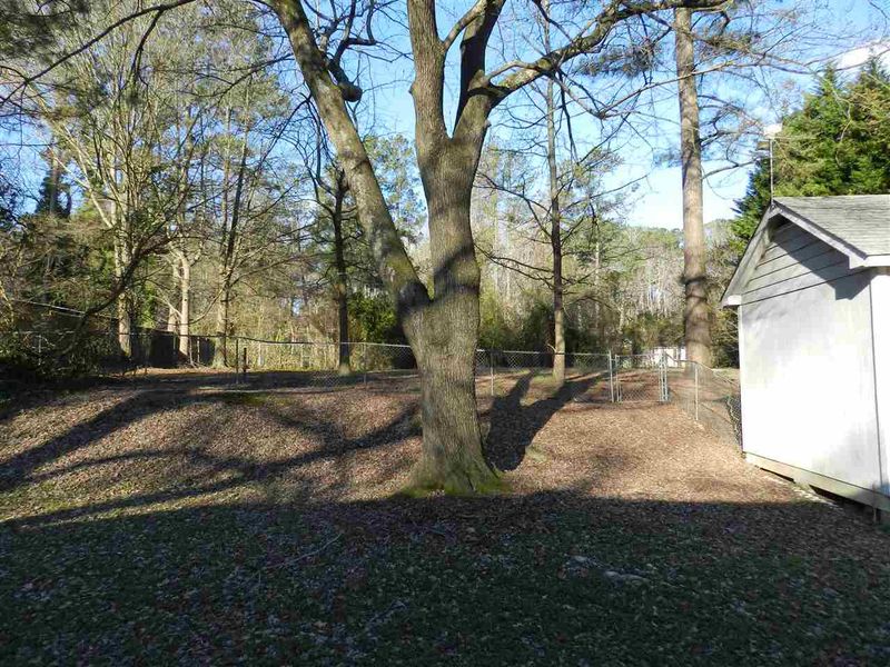 121 Johnson St, Garner, NC 27529