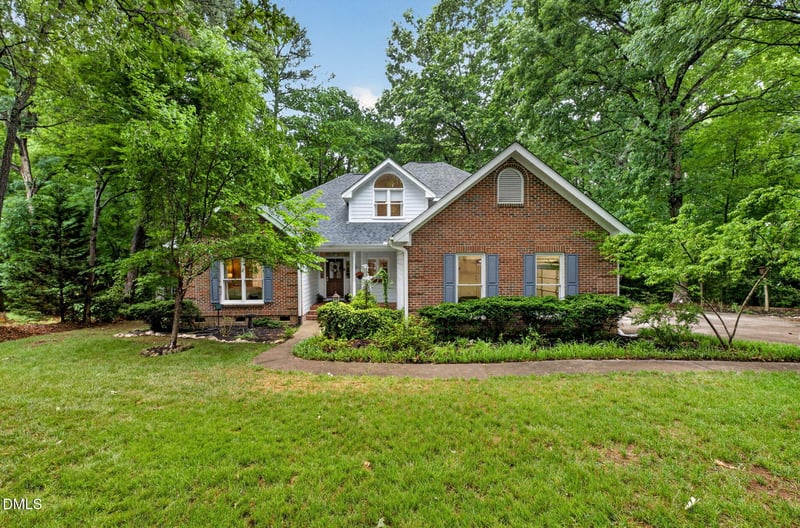 121 Light Falls Dr, Wake Forest, NC 27587