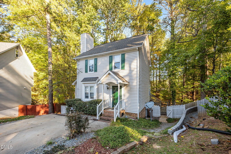 121 London Plain Ct, Cary, NC 27513