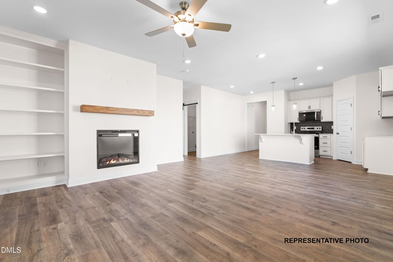 121 Longfield Ct, Dunn, NC 28334