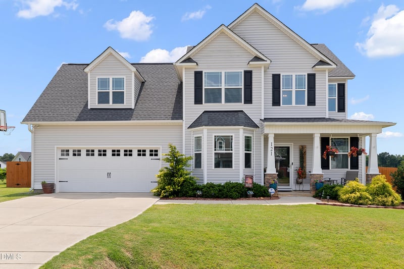 121 Longford Dr, Selma, NC 27576
