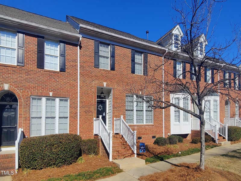 121 Lumina Pl, Holly Springs, NC 27540