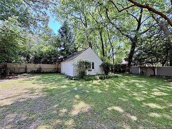 121 Magnolia Ave, Fayetteville, NC 28305
