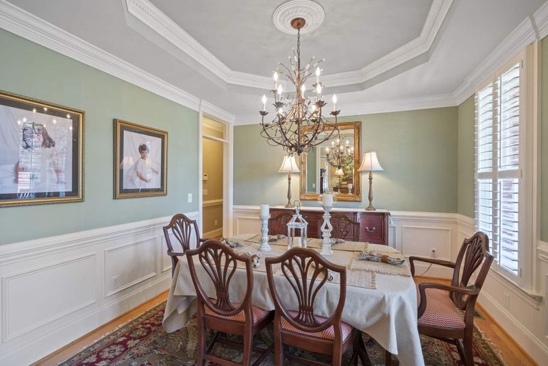 121 Mantle Dr, Clayton, NC 27527