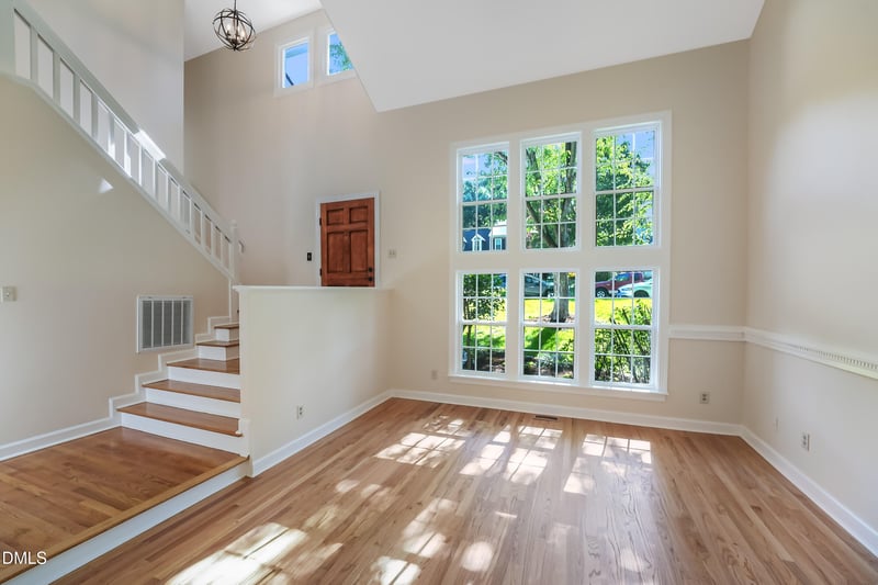 121 Marquette Dr, Cary, NC 27513