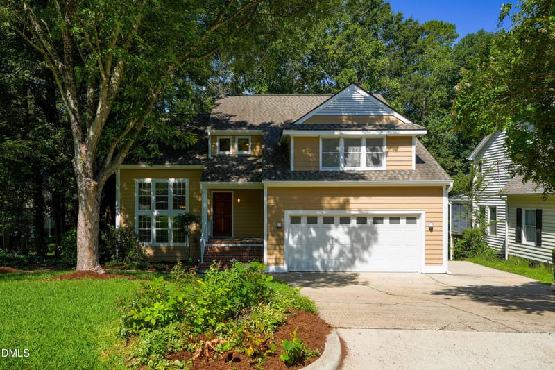 121 Marquette Dr, Cary, NC 27513