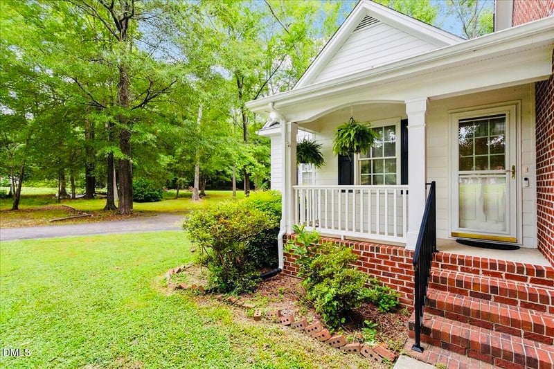 121 Mayfield Pl, Youngsville, NC 27596