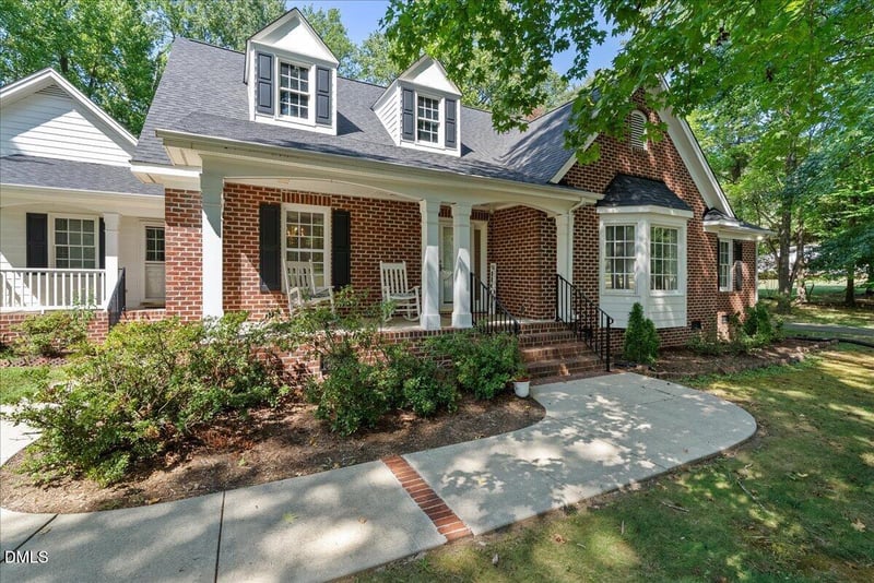 121 Mayfield Pl, Youngsville, NC 27596