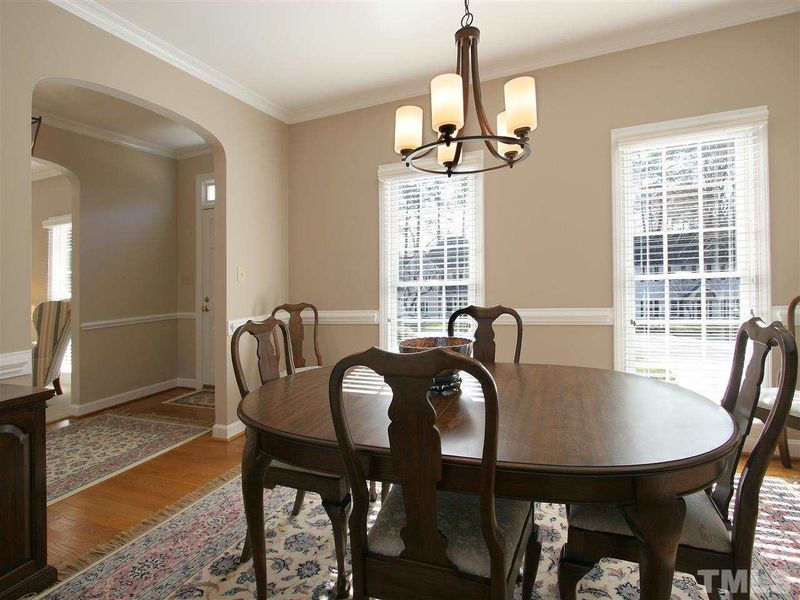 121 Merry Hill Dr, Cary, NC 27518
