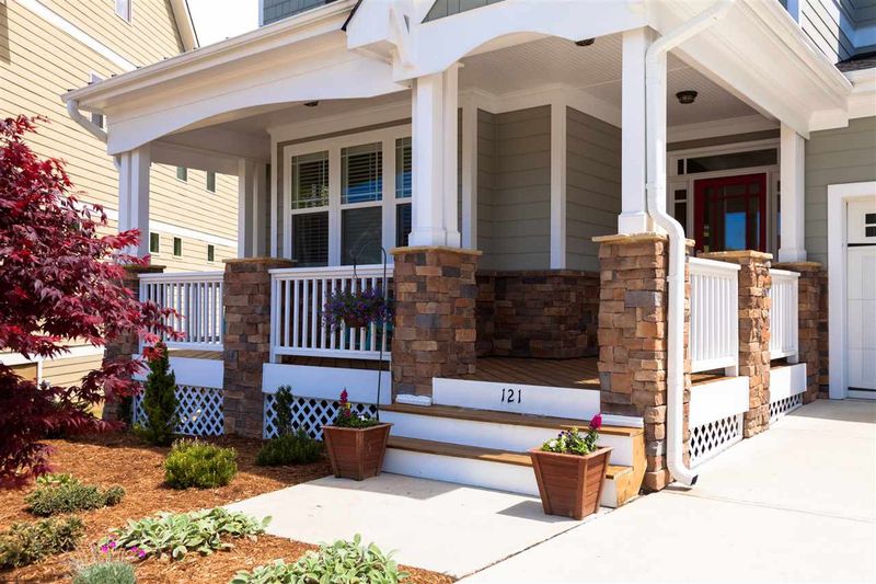 121 Middlegreen Pl, Holly Springs, NC 27540