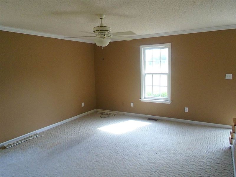 121 Millwood Ln, Angier, NC 27501