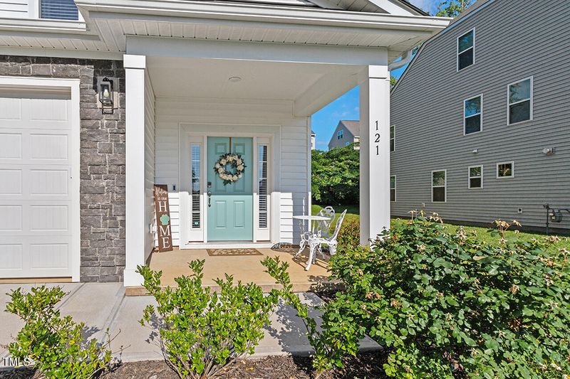 121 Nutmeg Ln, Garner, NC 27529