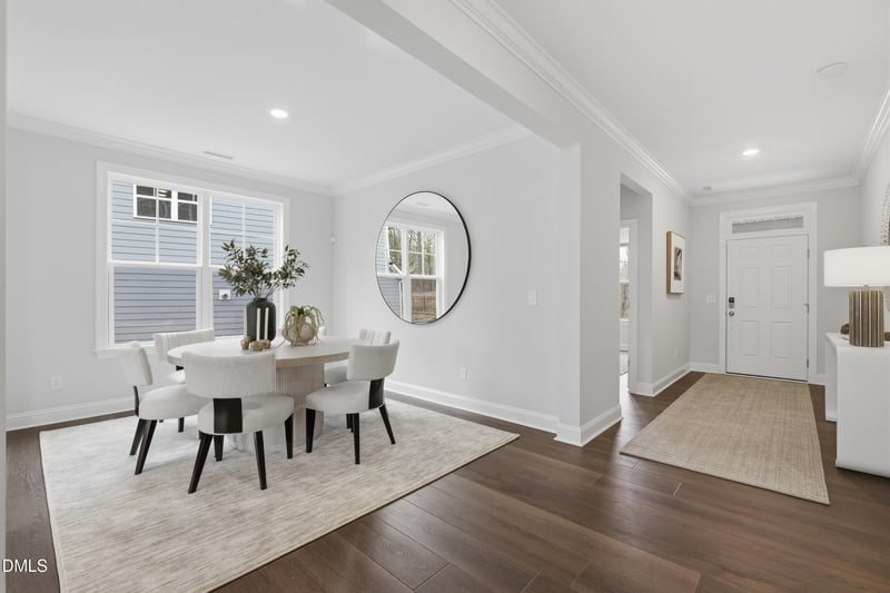 121 Ocean Mist Ln, Holly Springs, NC 27540