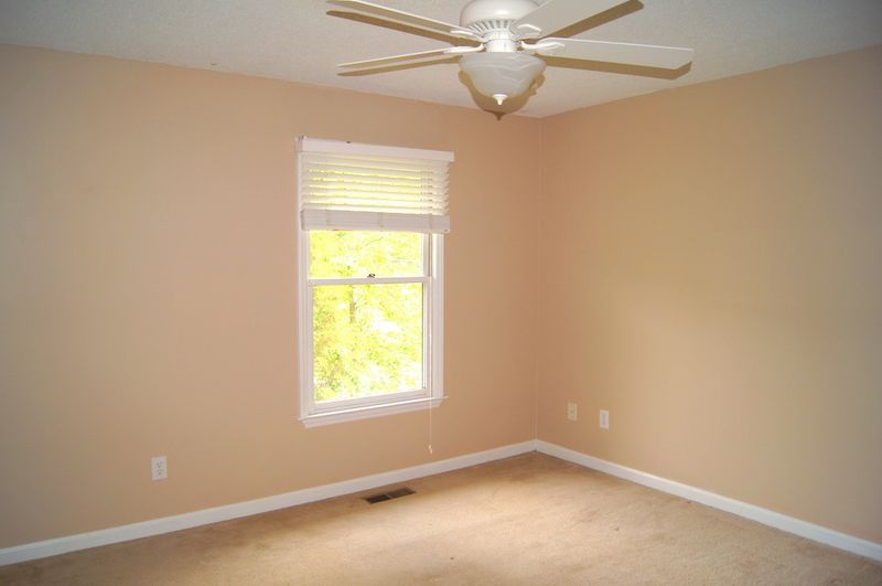 121 Old Cooper Sq #2, Chapel Hill, NC 27514