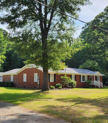 121 Old Moore Rd, Selma, NC 27576